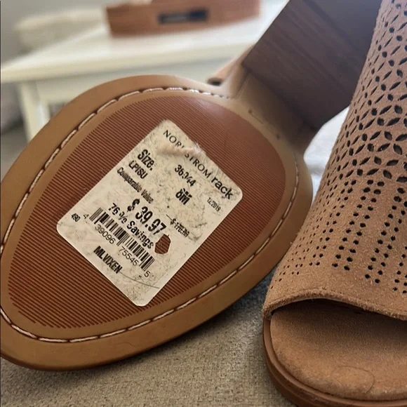 Marc Fisher Tan Heels - Picture 2 of 2